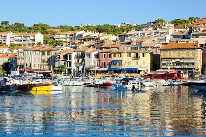 Bandol/Cassis Wine Day Tour : 8hours  - Image 2