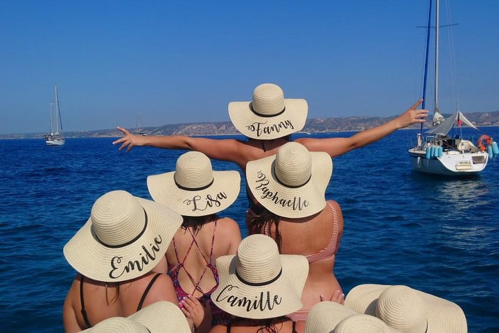 Discovery of the coves of the Blue Coast by boat - Image 2