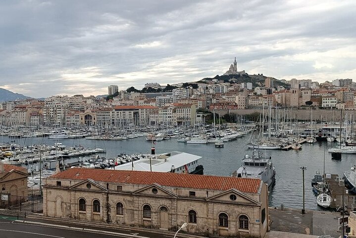 Marseille and Cassis Private Full-Day Tour - Image 4