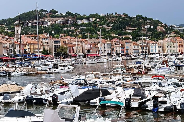 Marseille and Cassis Private Full-Day Tour - Image 5