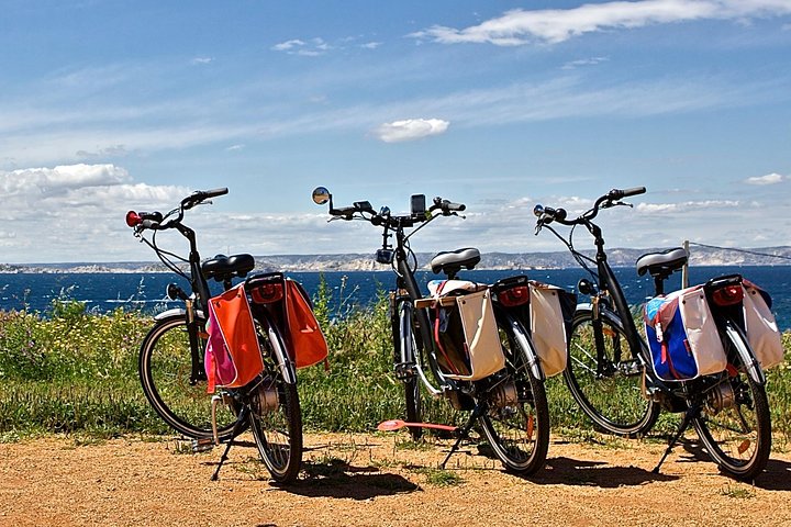 Marseille Shore Excursion Private EBike Tour to the Calanques - Image 1
