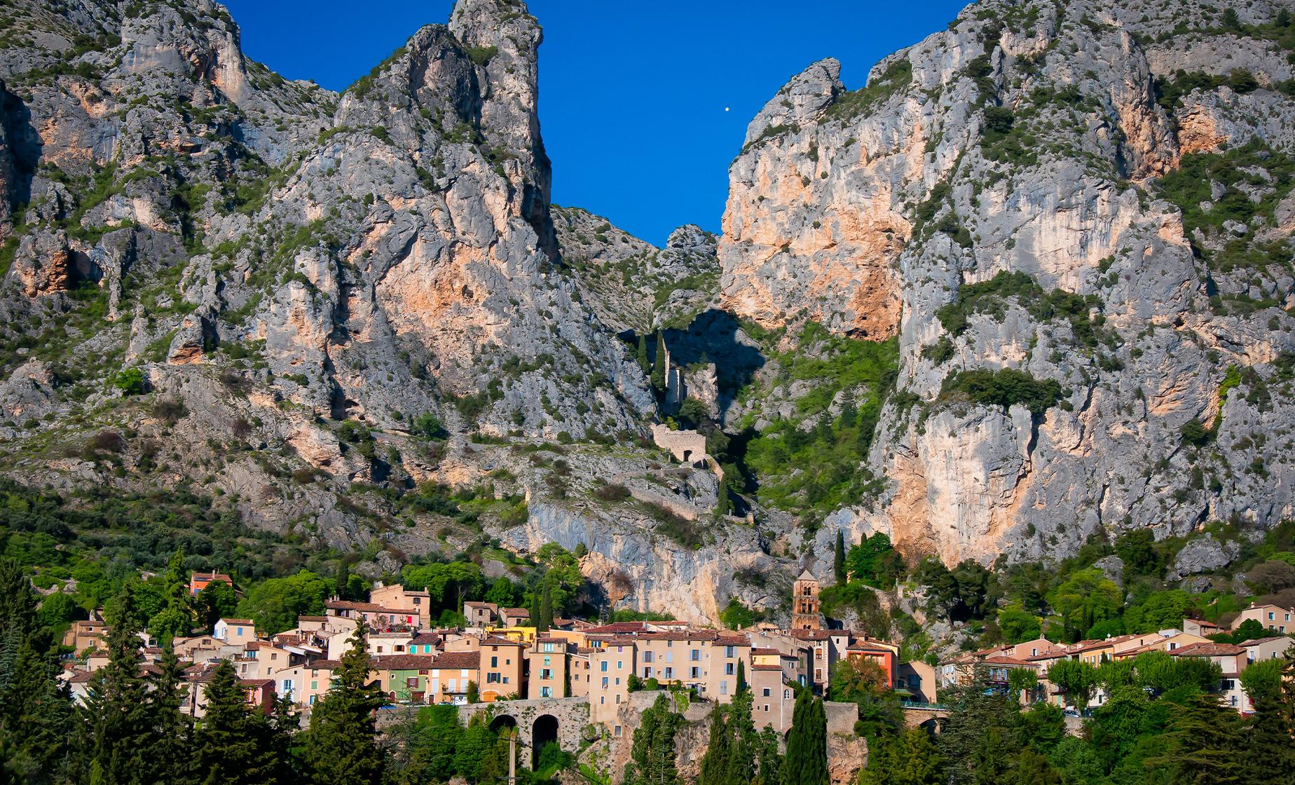 Private Full Day to Manosque, Valensole, Moustiers Ste Marie and Lake Ste Croix - Image 1
