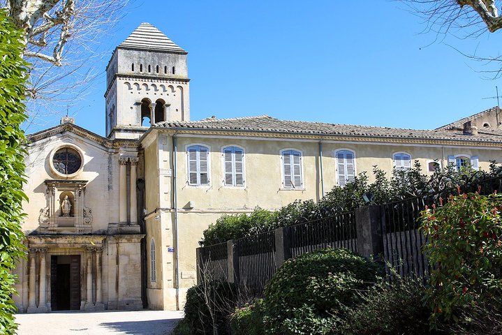 The Medieval villages of Les Baux,St Rémy de Provence & Domaine Oddo winery tour - Image 1