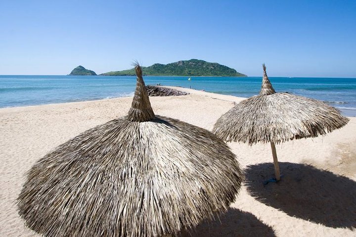 Day Pass at Mazatlan Beach Front Resort with Lunch - Image 2