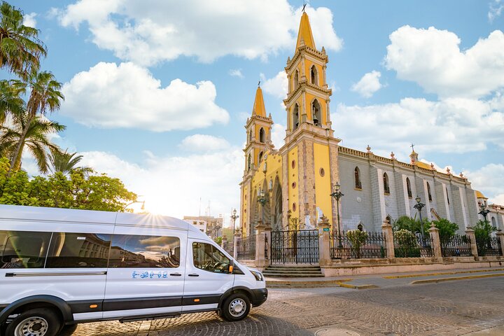 Mazatlan Sightseeing and Golden Zone - Image 3