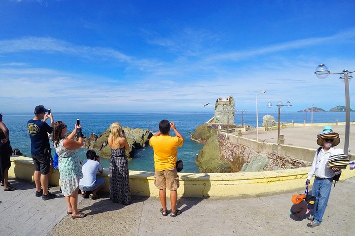 Mazatlan Sightseeing and Golden Zone - Image 2