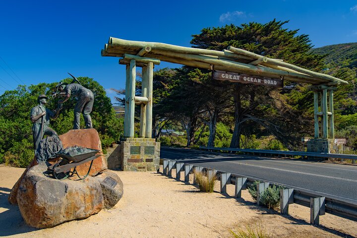 Cruise Ship Shore Excursion - Private Great Ocean Road Express Tour (9 Hour) - Image 5
