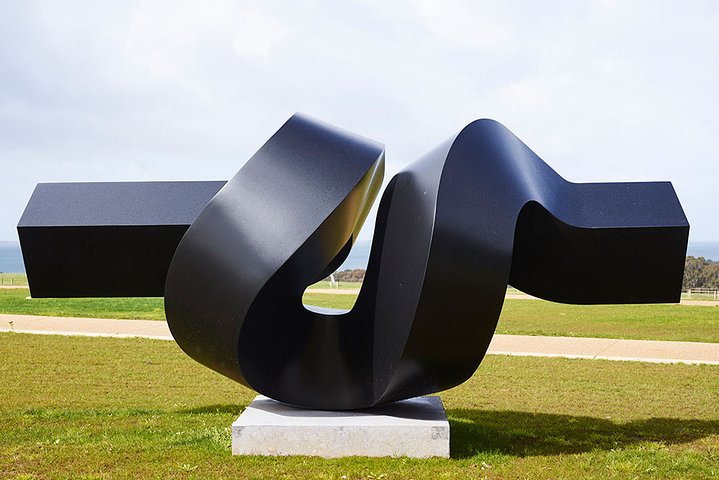 Mornington Peninsula Luxury Lunch, Wine Tasting & Pt Leo Art Walk - Image 2