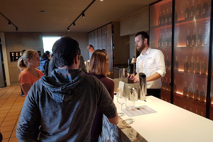 Private, Luxury and Tailored Yarra Valley Wine Tour - Image 3