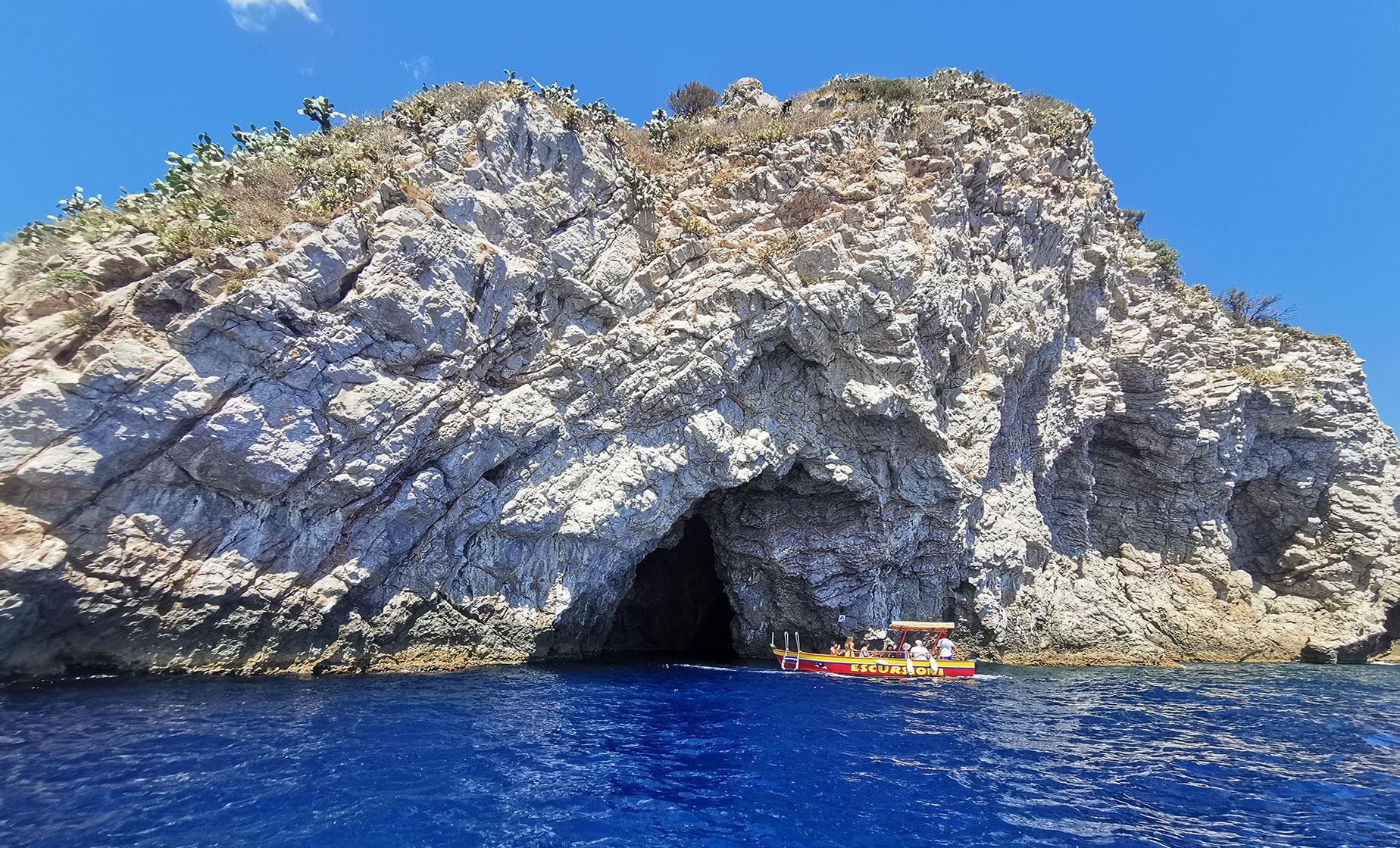 Taormina and the Blue Grotto - Image 1