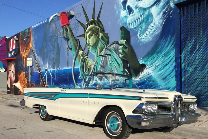 2H Private Classic Car Tour Miami Beach & Wynwood - Image 4