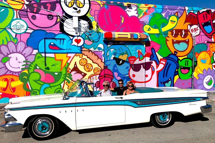 3H Private Classic Car Tour of Miami Beach, Wynwood and Little Havana  - Image 4
