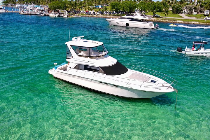 52' Yacht Tour in Miami Beach with Captain, Boat Rental and Party - Image 1