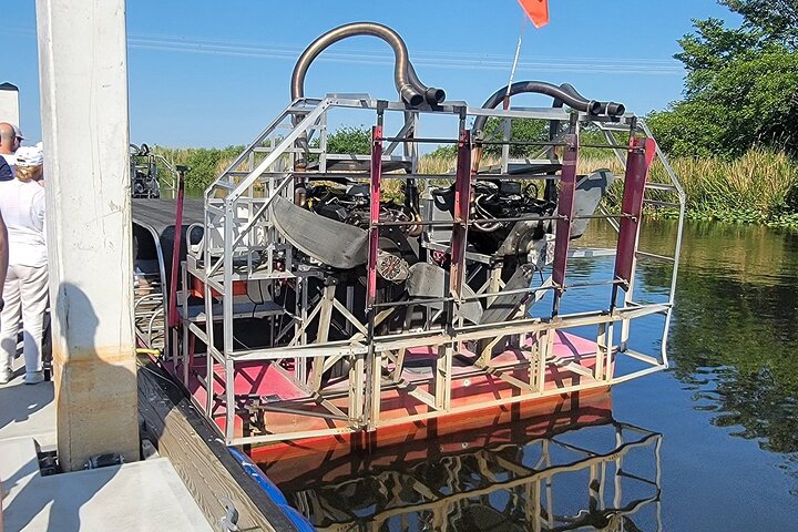 60 min. Airboat Everglades Tour plus pick up in a small group with an experienced tour guide - Image 5