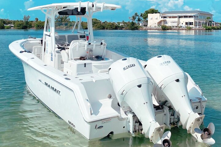 Boat Charter in Miami & Key Biscayne - Image 1