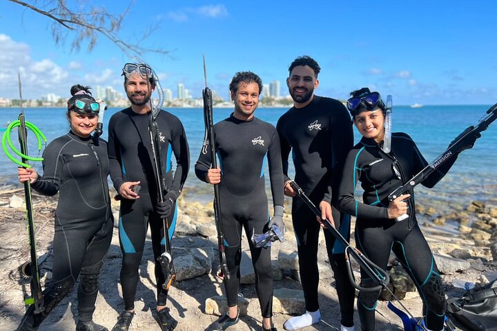 Boat Tour and Spearfishing Lessons in Miami - Image 3