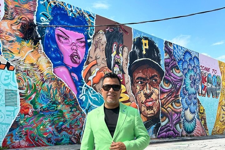 Explore in the Vibrant Art Scene of Wynwood Art Private Tour - Image 5