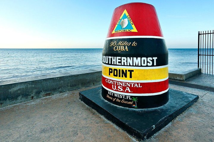Full-Day Key West Tour and Coral Reef Snorkeling with Open Bar - Image 2