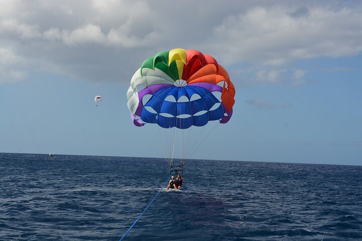 Key West Parasailing Shared Experience with Conch Train from Miami - Image 3