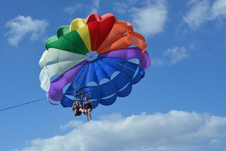 Key West Parasailing Shared Experience with Conch Train from Miami - Image 1