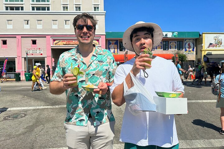 Miami: Little Havana History & Cultural walking tour+Salsa Music  - Image 3