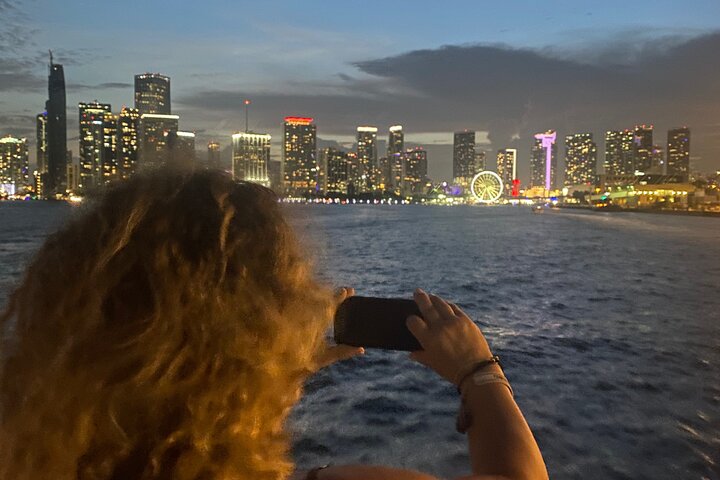 Millionaire Homes and Miami Skyline on 1920’s Yacht Guided Tour - Image 5