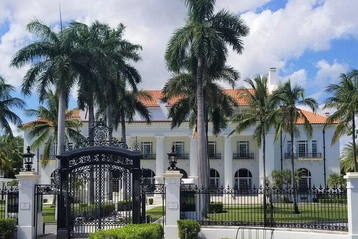 Palm Beach Tour from Miami - Flagler's Museum + Hotel Breakers - Image 3