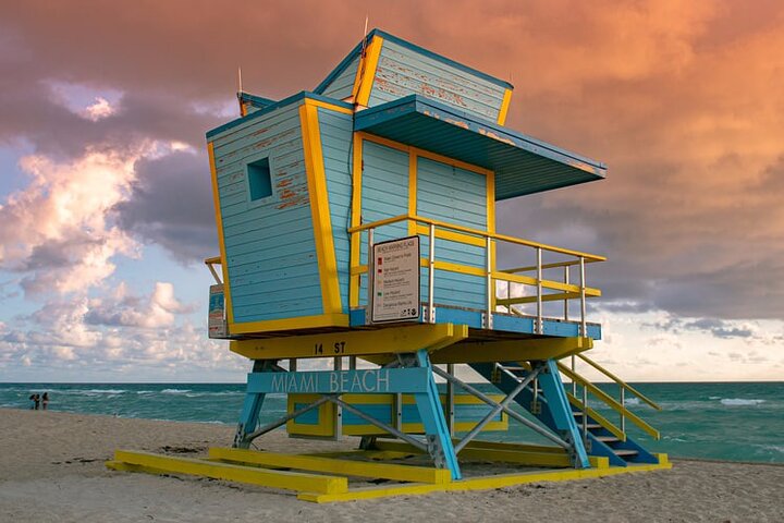 Private 4-hours City Tour of Miami with private driver/guide - Image 3