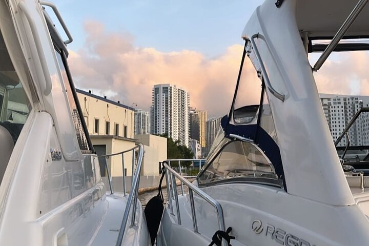 Private Yacht Party and Tour from Miami  - Image 4