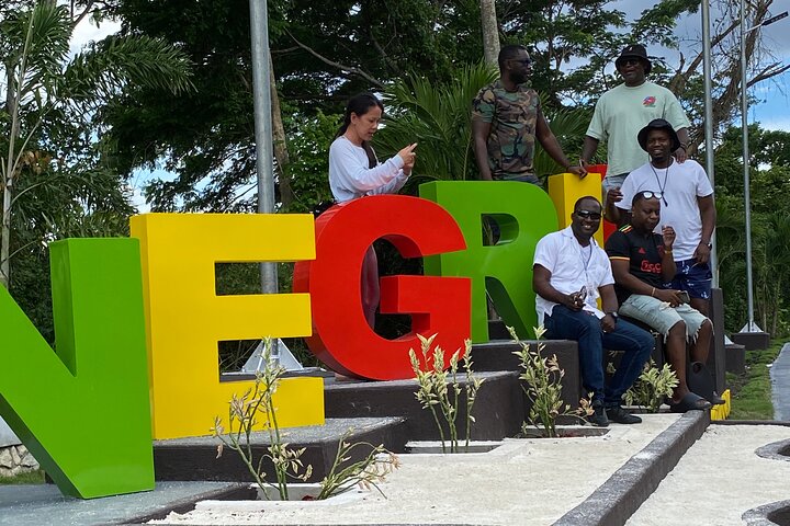 Airport Transfers Montego Bay Hotels Round Trip - Image 4