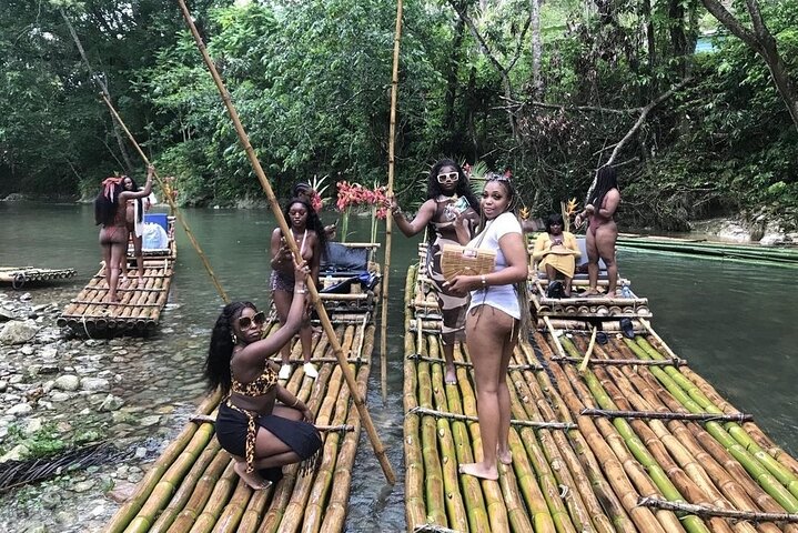 Bamboo Rafting and Limestone Foot Massage Private Tour  - Image 3