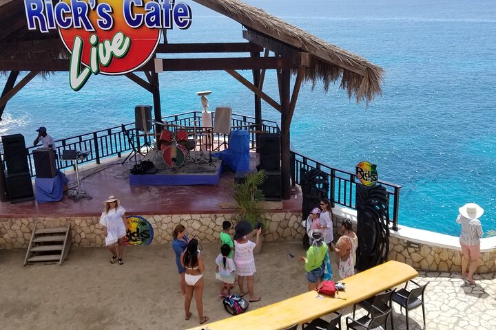 Bamboo River Rafting with Negril Ricks Cafe Visit - Image 5