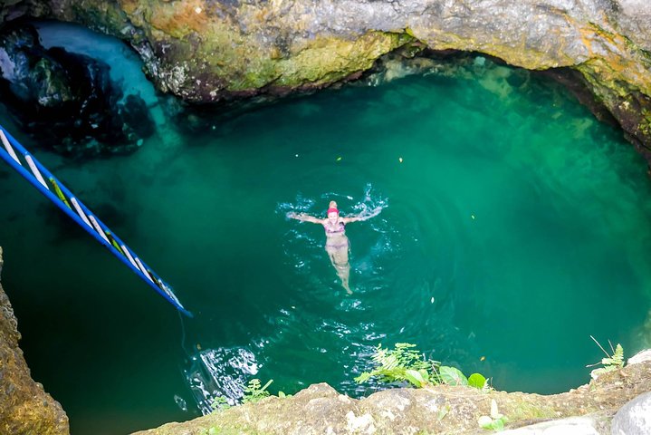 Blue Hole Mineral Spring plus Weed Farm Combo Tour with Transportation - Image 4