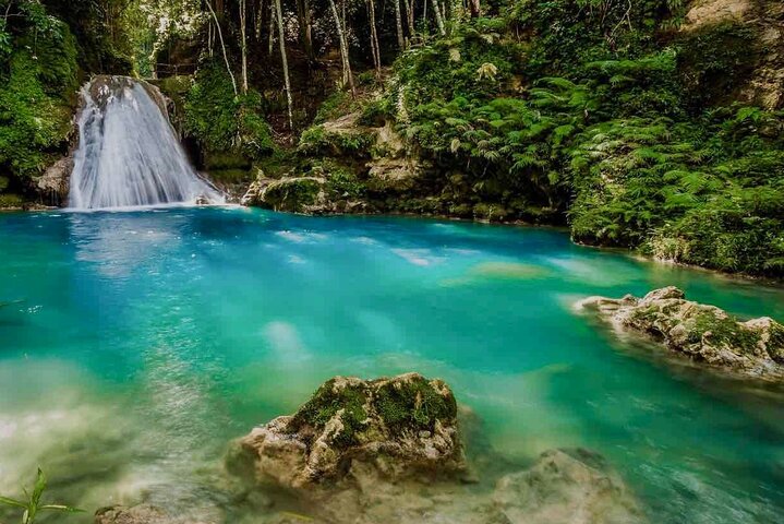 Blue Hole Ocho Rios Day Trip From Montego Bay - Image 1