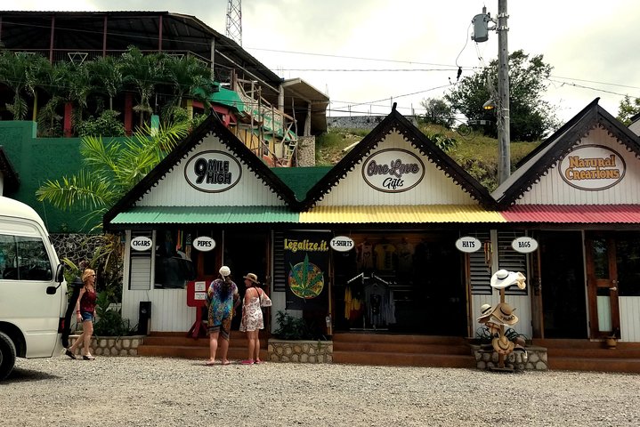 Bob Marley Mausoleum (Nine Miles) - Image 1