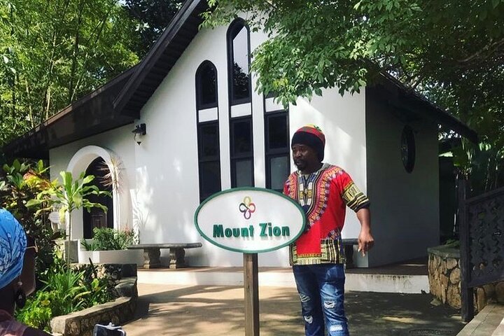 Bob Marley's Nine Mile Day-Trip with guided tour from Montego Bay - Image 4
