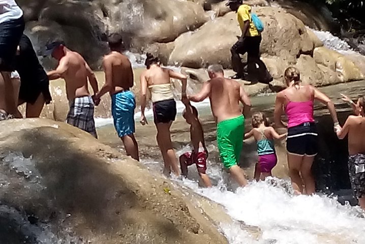 Cave Explorer Plus Waterfalls Tour From Falmouth Private Driver - Image 4