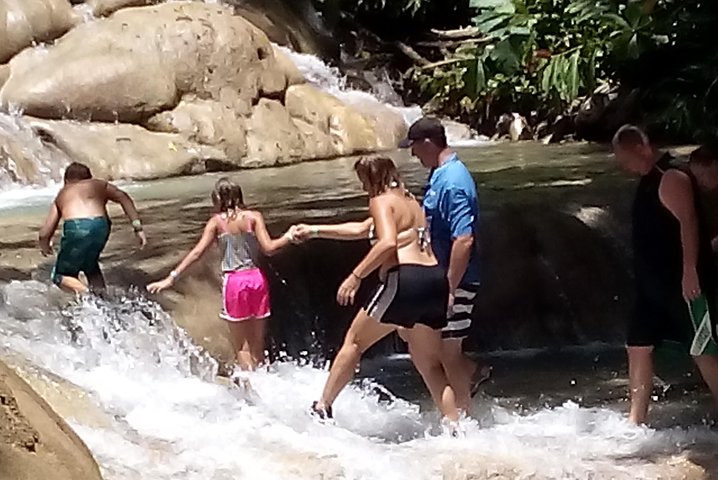 Cave Explorer Plus Waterfalls Tour From Falmouth Private Driver - Image 5