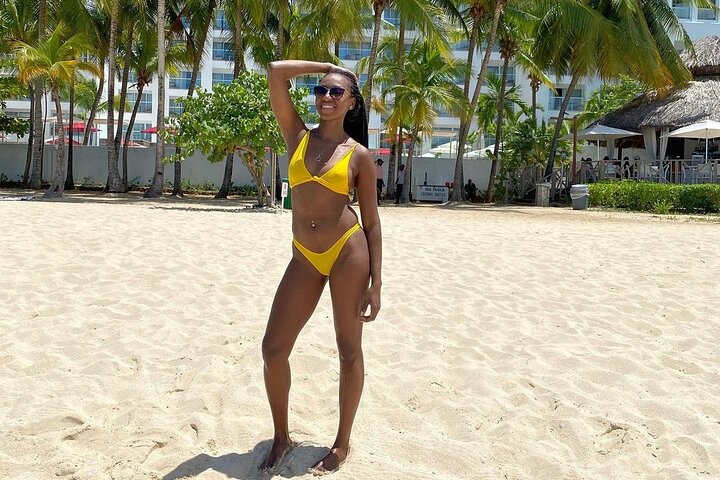 Doctors Cave Beach and Shopping with Transportation in Montego Bay - Image 5