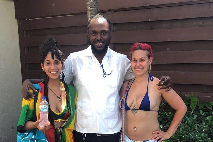 Doctors Cave Beach and Shopping with Transportation in Montego Bay - Image 1