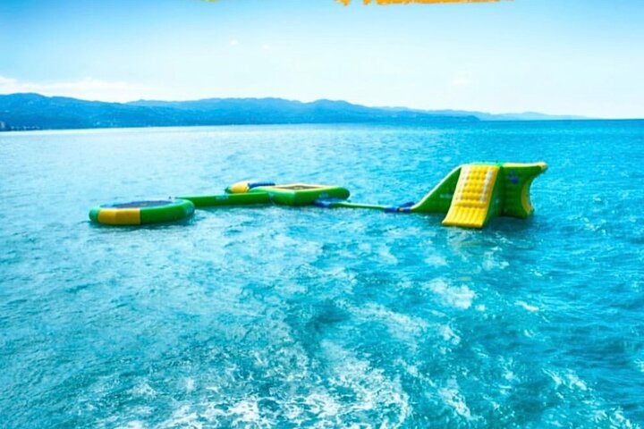 Doctors cave beach, Margaritaville,Glass bottom boat ride, and snorkeling combo - Image 4