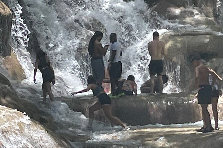 Dunns River and Blue Hole Day Tour - Image 2
