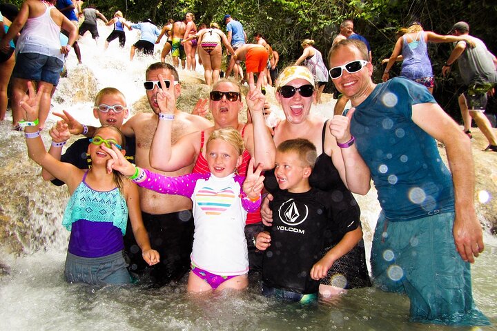 Dunn's River Fall Excursion - Image 4