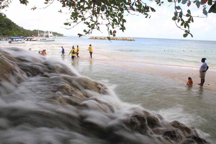 Dunn’s River Falls Inclusive Tour From Montego Bay - Image 4