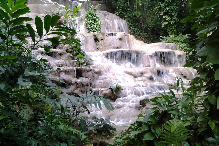 Falmouth Shore Excursion: Konoko Falls and River Tubing - Image 1