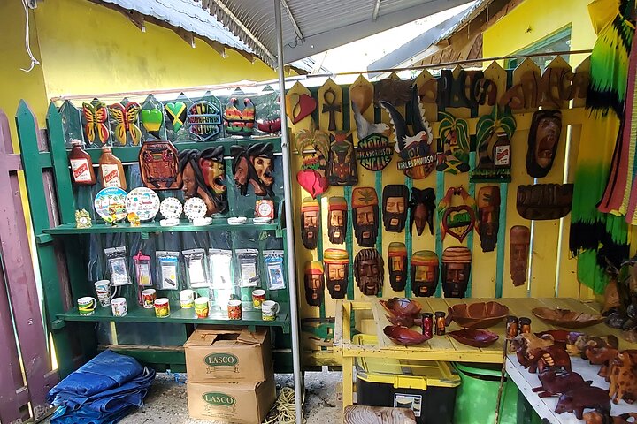 Full-Day Guided Tour to Dunns River Falls & shopping with lunch  - Image 4