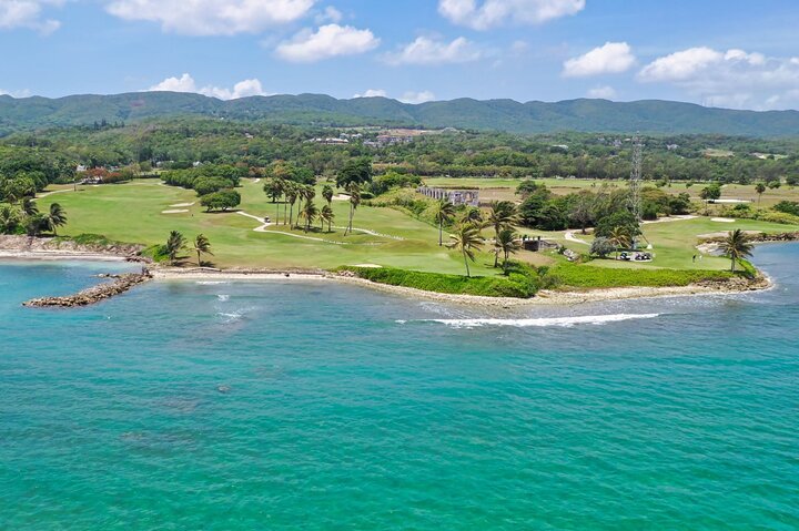 Golfing in Rose Hall Great House & Cinnamon Hill Course with Private Transport - Image 3