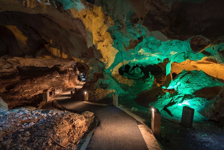 Green Grotto Caves and Dunn’s river falls combine tour from Montego Bay - Image 3