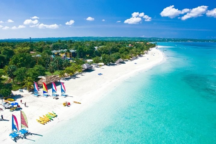 Half-Day Montego Bay Doctor's Cave Beach Private Tour - Image 3