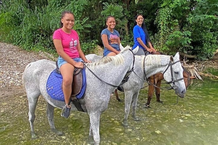 Horseback Riding and Bamboo Rafting Tour in Jamaica - Image 5